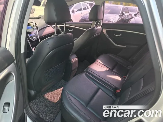 Hyundai i30 2016 thumb 6