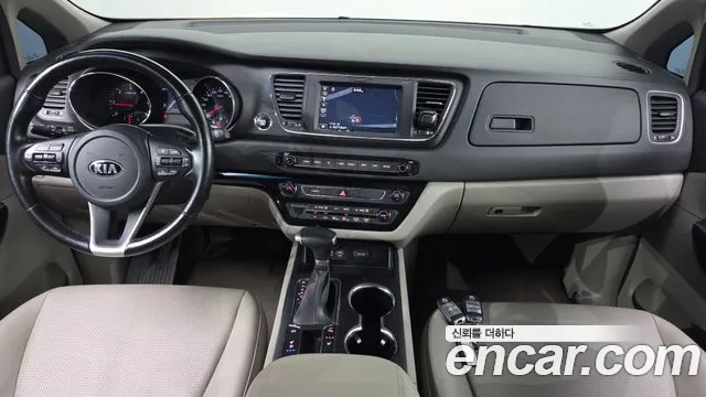 Kia Carnival 2019 thumb 7