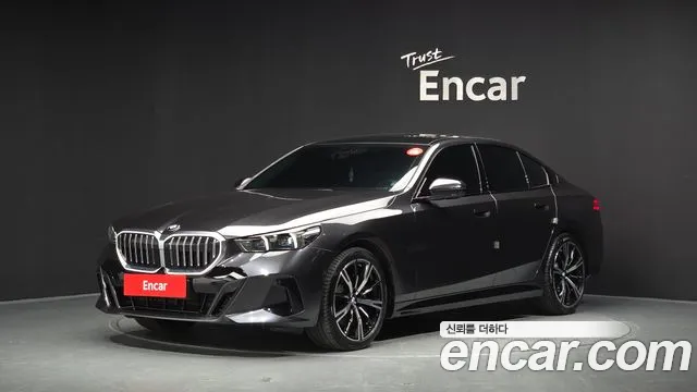 BMW 5 серии 2026 thumb 12