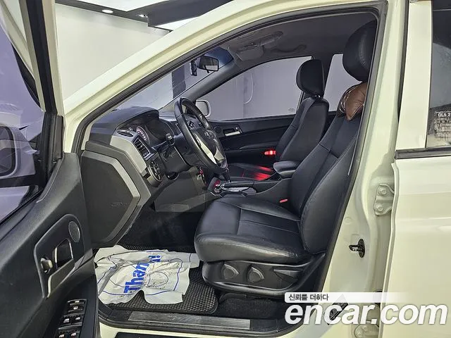 KG_Mobility_Ssangyong KORANDO 2017 thumb 8