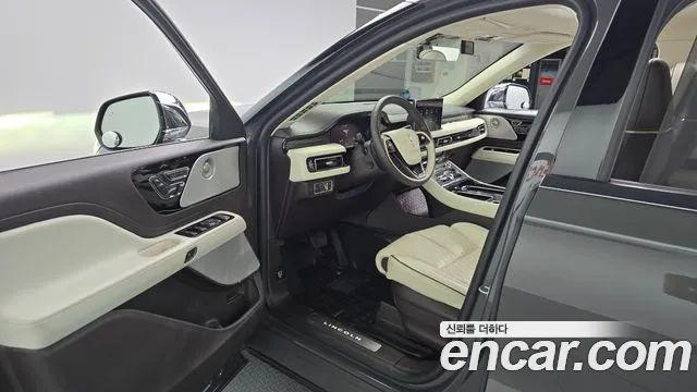 Lincoln Aviator 2021 thumb 10