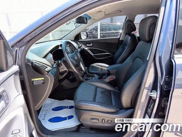 Hyundai Santa Fe 2014 thumb 6