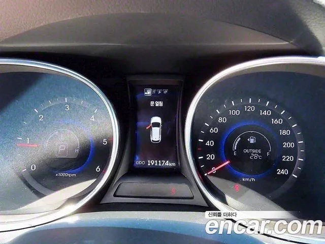 Hyundai Santa Fe 2014 thumb 10