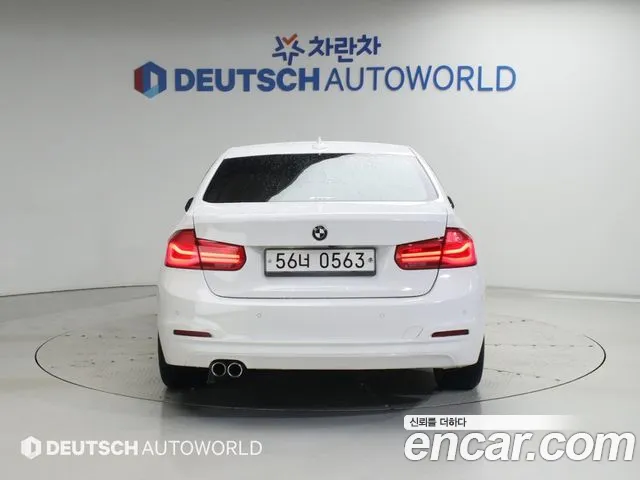 BMW 3 серии 2015 thumb 4