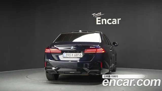 BMW 5 серии 2026 thumb 4