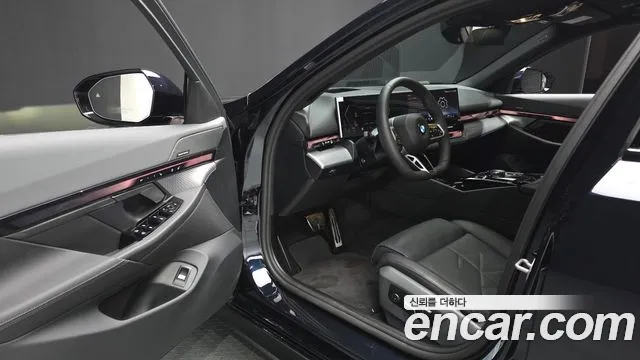 BMW 5 серии 2026 thumb 10