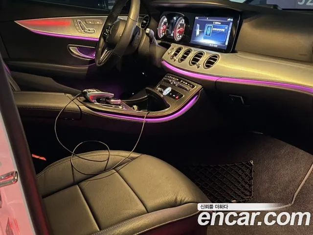 Mercedes-Benz E-Класс 2019 thumb 9