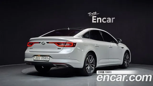 Renault Megane 2016 thumb 2