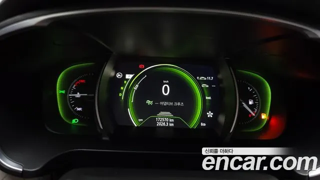 Renault Megane 2016 thumb 8
