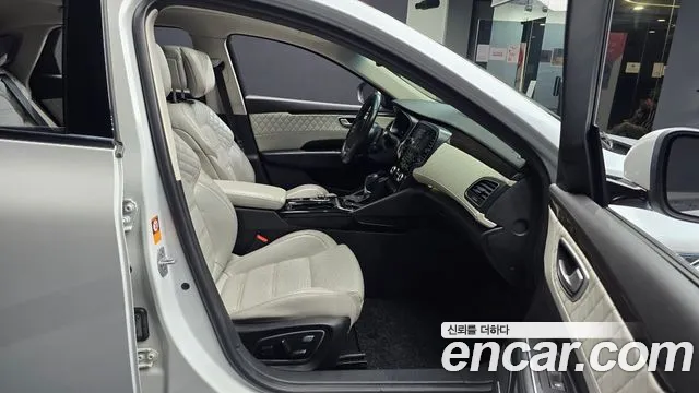 Renault Megane 2016 thumb 11