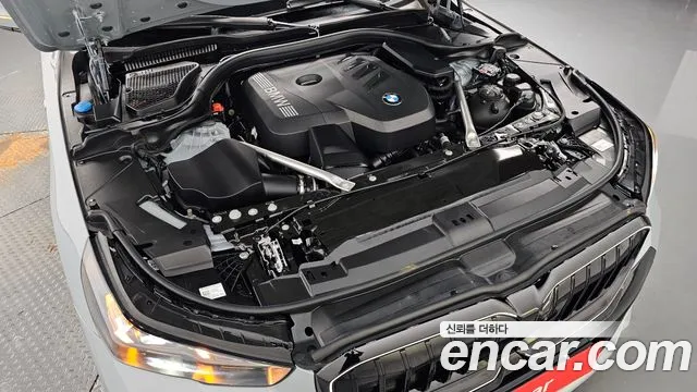 BMW 5 серии 2024 thumb 5