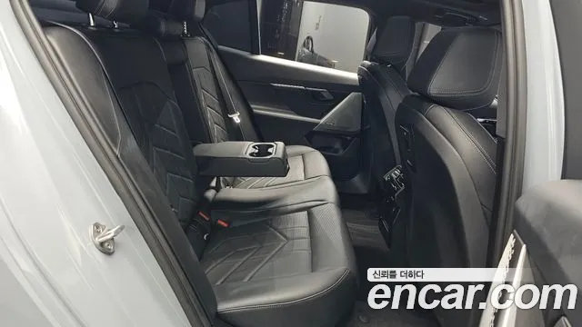 BMW 5 серии 2024 thumb 11