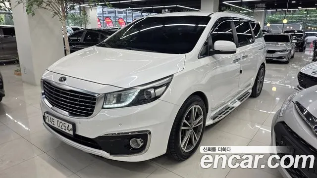 Kia Carnival 2016 thumb 2