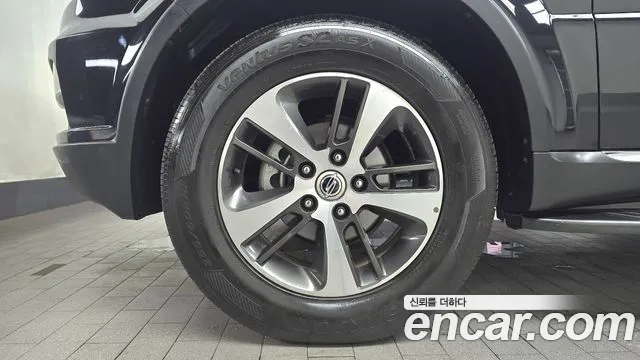 KG_Mobility_Ssangyong Rexton 2016 thumb 4