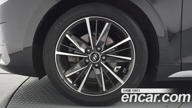 Hyundai Grandeur 2019 thumb 4