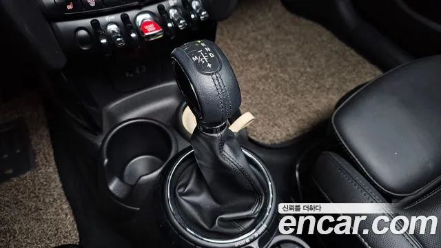 Mini Hatch 2017 thumb 9