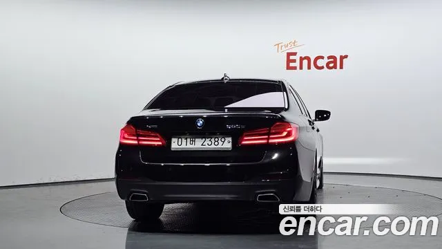 BMW 5 серии 2017 thumb 3