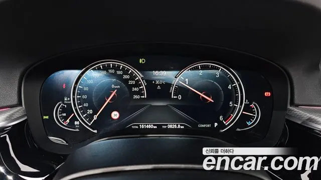 BMW 5 серии 2017 thumb 7