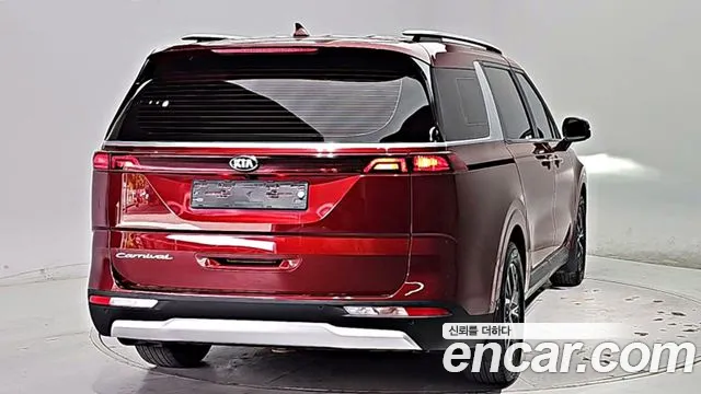 Kia Carnival 2021 thumb 4