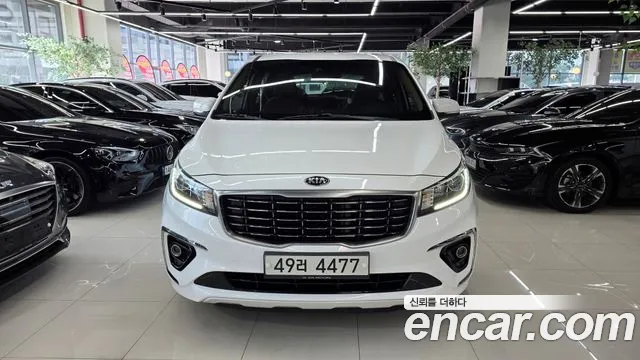 Kia Carnival 2019 thumb 2