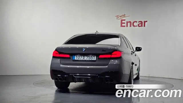 BMW 5 серии 2022 thumb 4