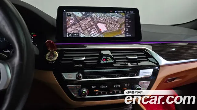BMW 5 серии 2022 thumb 12