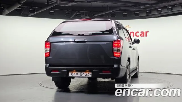 KG_Mobility_Ssangyong Rexton 2018 thumb 4