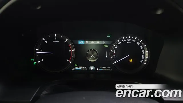 KG_Mobility_Ssangyong Rexton 2018 thumb 8