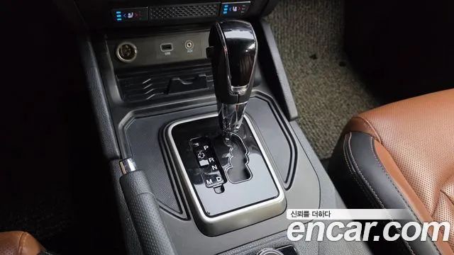 KG_Mobility_Ssangyong Rexton 2018 thumb 9