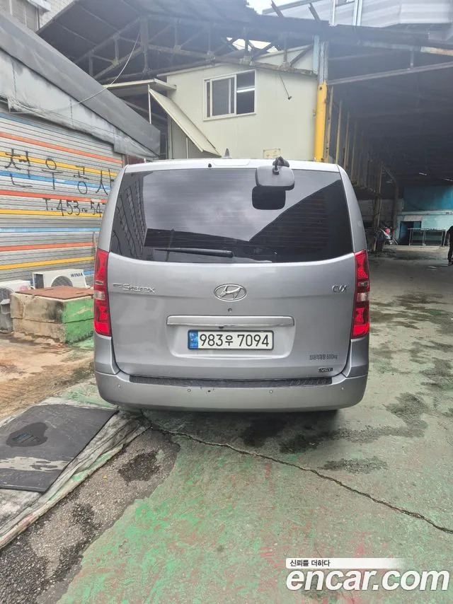 Hyundai Starex 2013 thumb 4