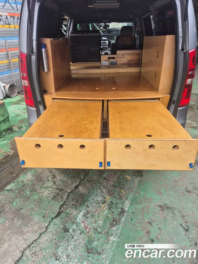 Hyundai Starex 2013 thumb 10