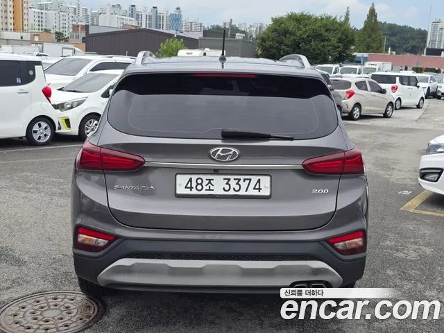 Hyundai Santa Fe 2019 thumb 6
