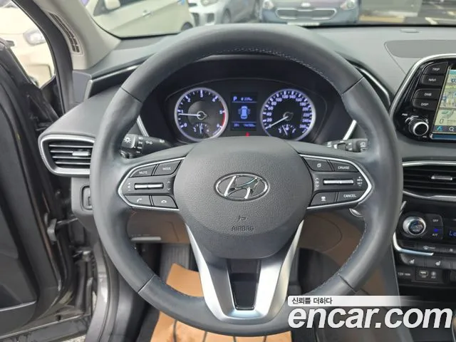 Hyundai Santa Fe 2019 thumb 9