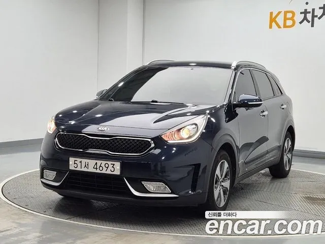 Kia Niro 2017 thumb 11