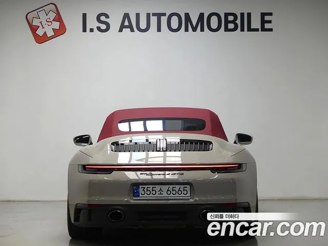 Porsche 911 2022 thumb 4