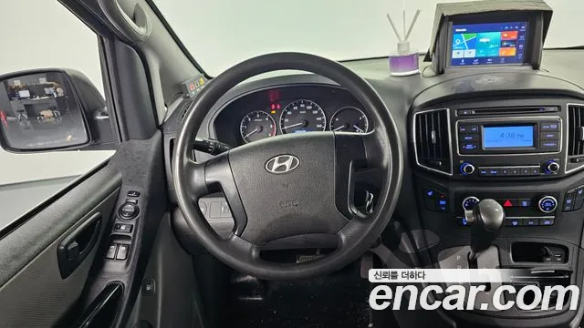 Hyundai Starex 2016 thumb 12