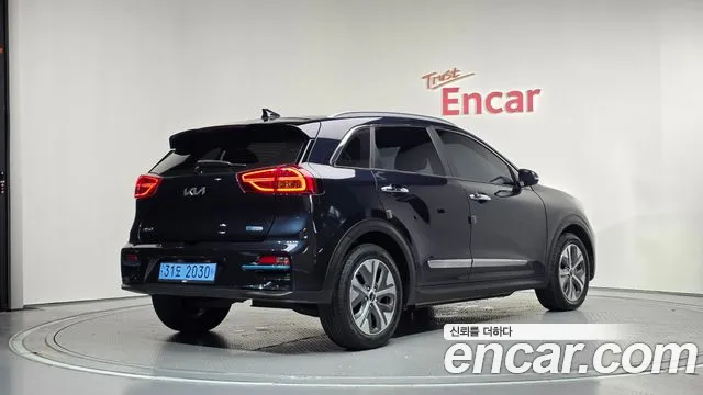 Kia Niro 2021 thumb 2
