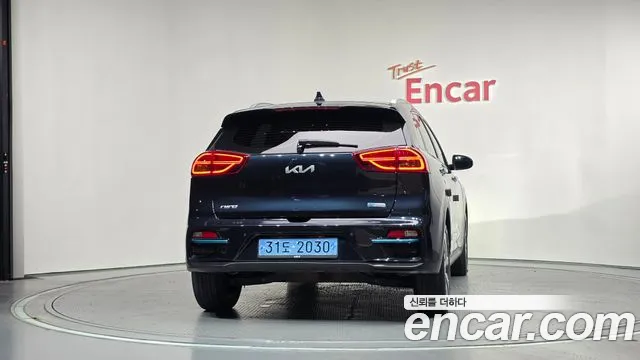 Kia Niro 2021 thumb 4
