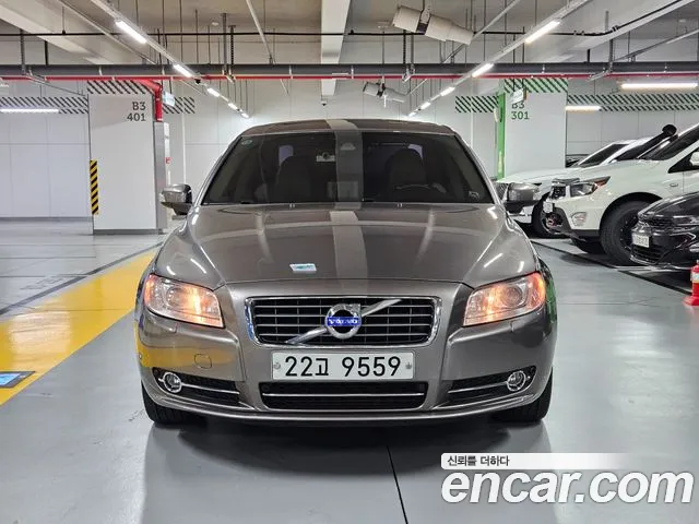 Volvo S80 2010 thumb 3