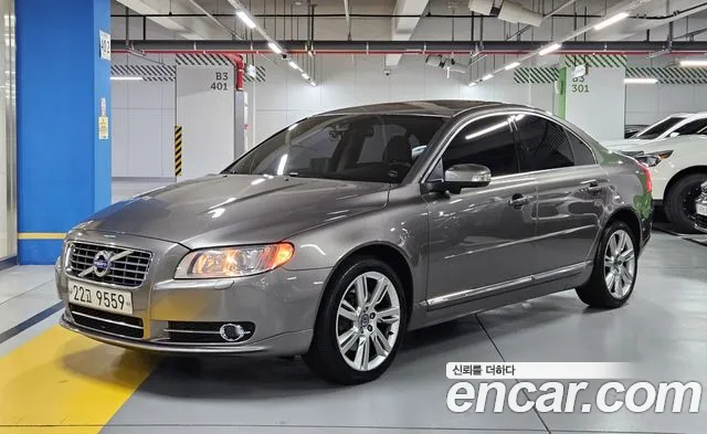 Volvo S80 2010 thumb 11