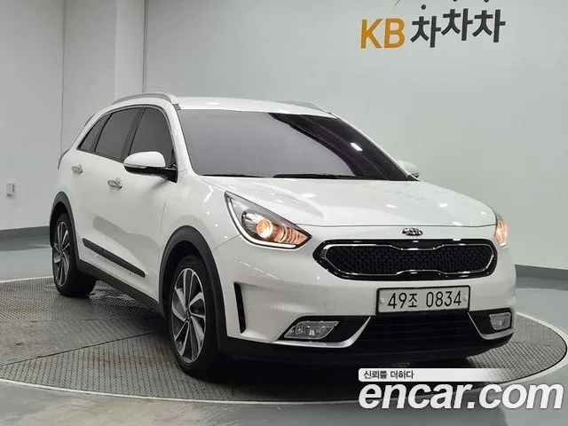 Kia Niro 2016 thumb 4