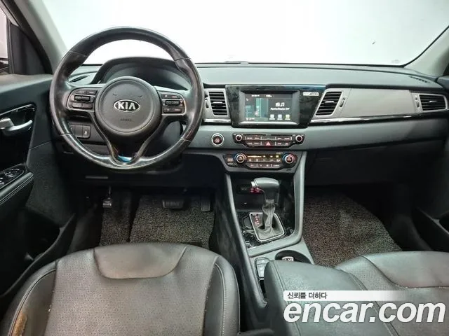 Kia Niro 2016 thumb 9