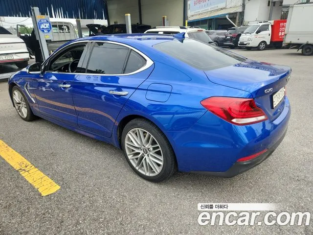 Genesis G70 2020 thumb 4