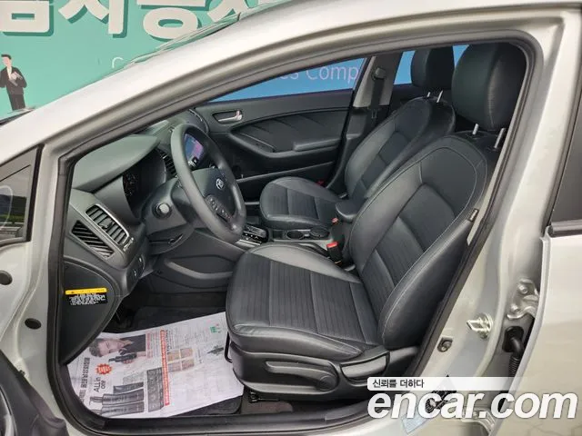 Kia K3 2017 thumb 8