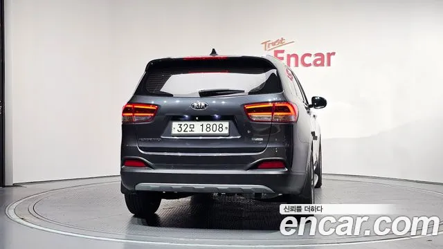 Kia Sorento 2015 thumb 3