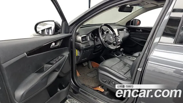 Kia Sorento 2015 thumb 9