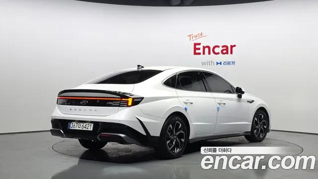 Hyundai Sonata 2023 thumb 2