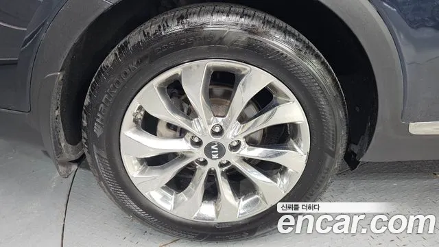Kia Sorento 2017 thumb 5
