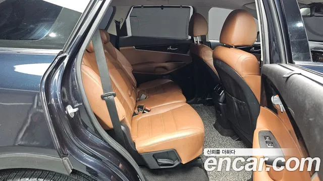 Kia Sorento 2017 thumb 11