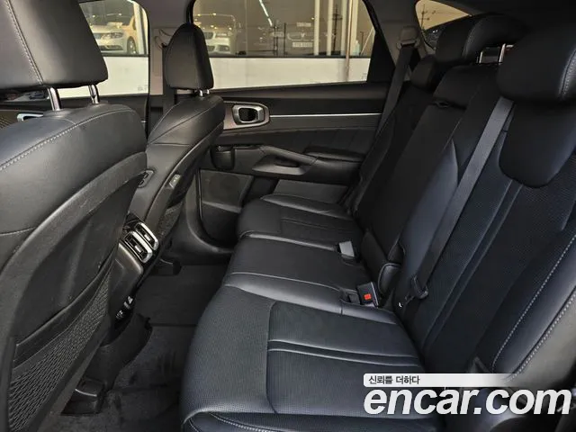 Kia Sorento 2023 thumb 10